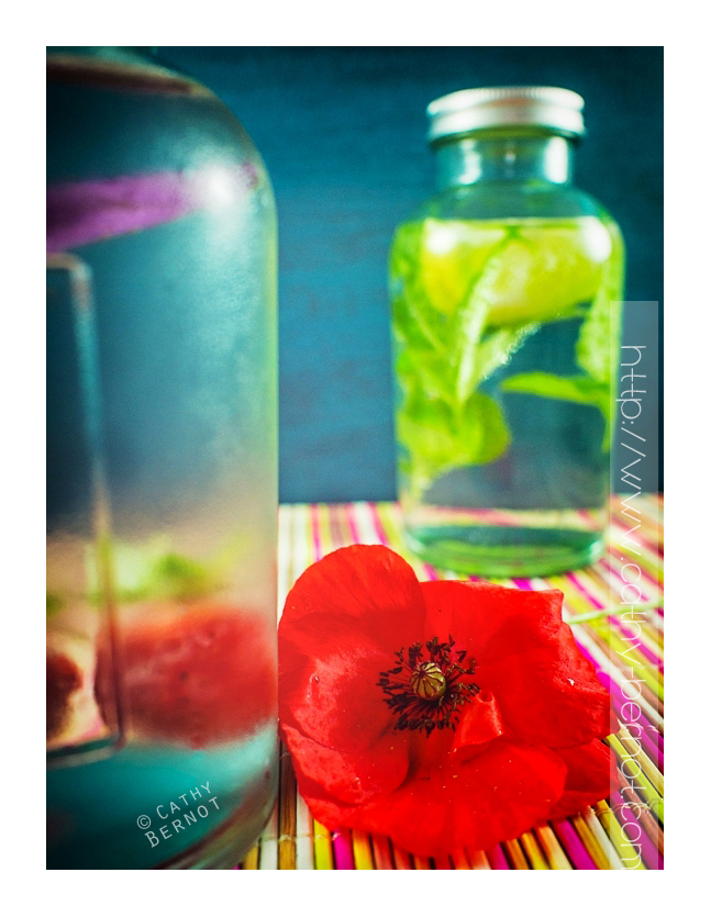 Detox water : eau aromatisée fraise basilic